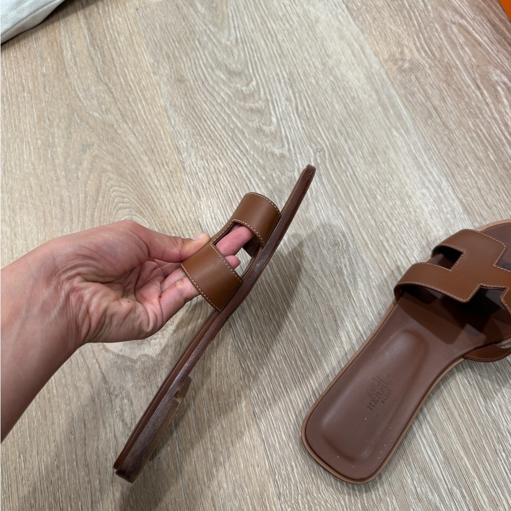 Hermes Oran Sandals - Picture 10 of 14